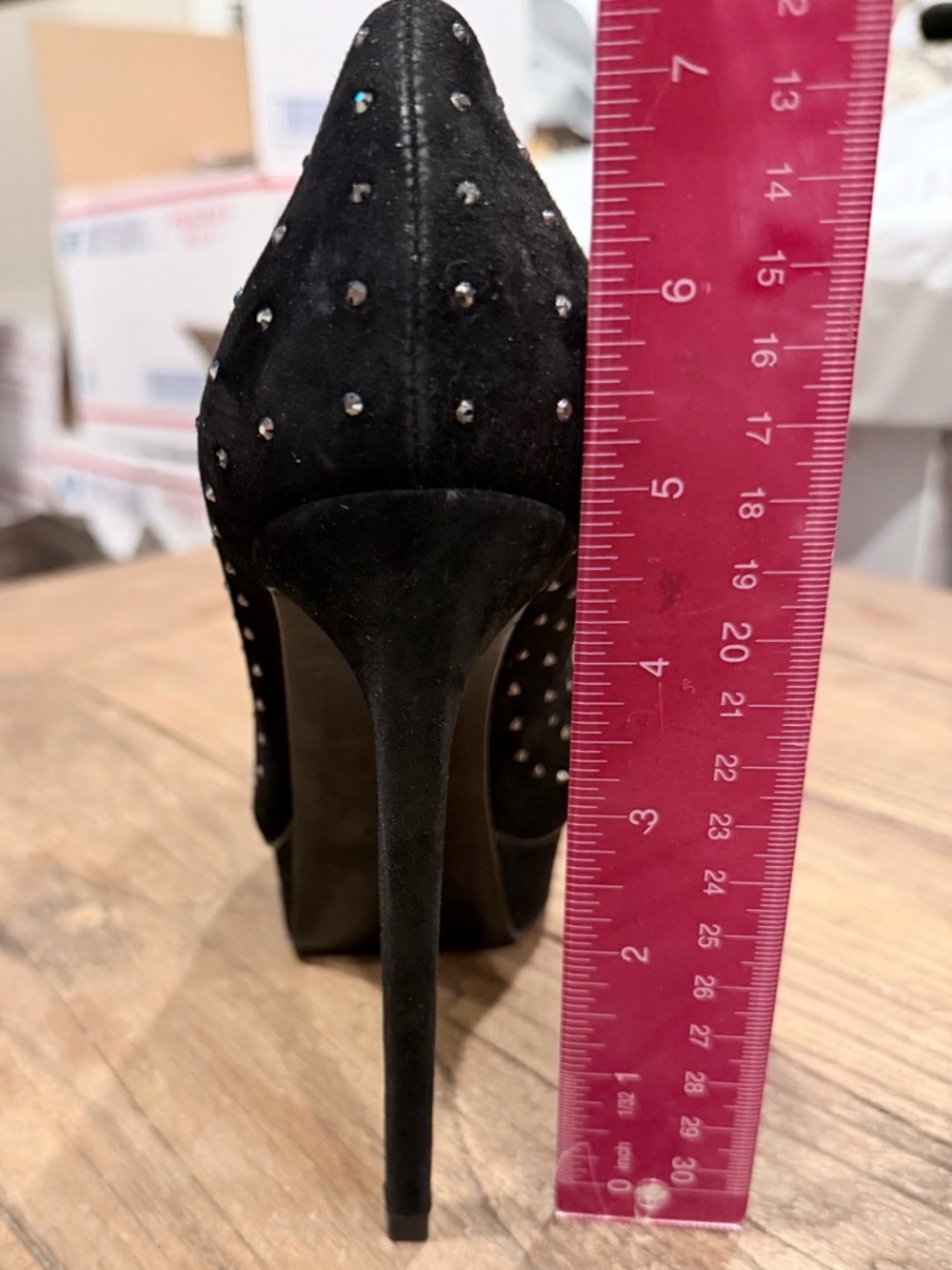Saint Laurent Black Studded Suede Stiletto Pumps - Picture 10 of 10